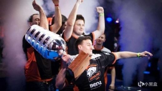 景的运动员 景的运动员