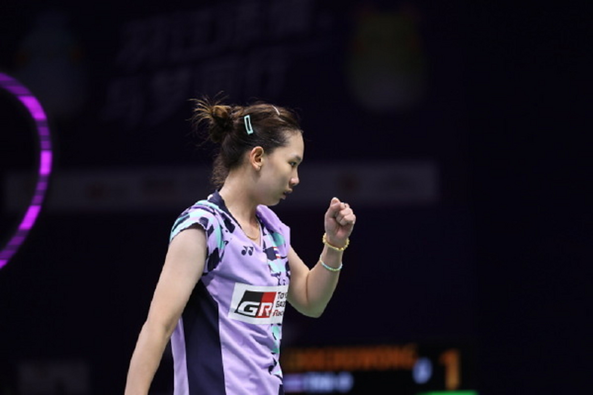 通过快速的 通过快速的