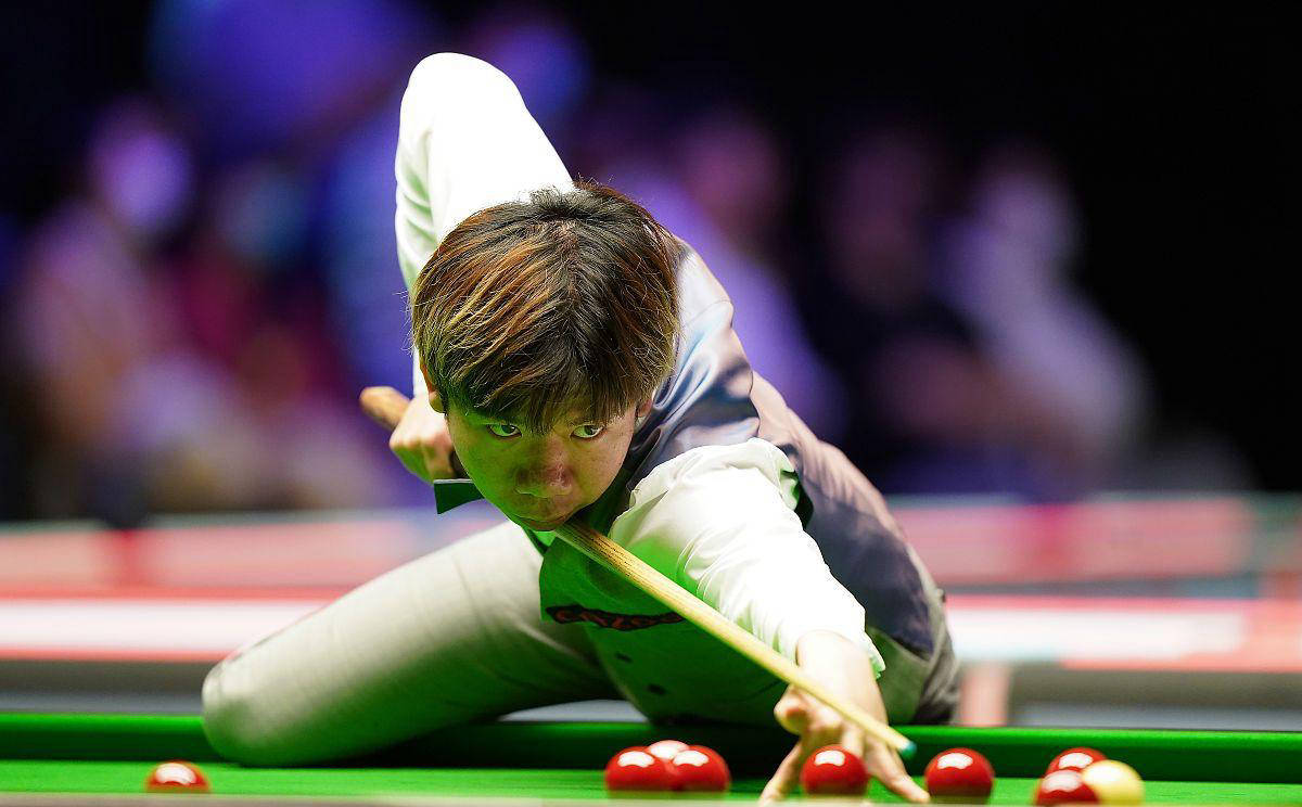 费尔南德斯 费尔南德斯