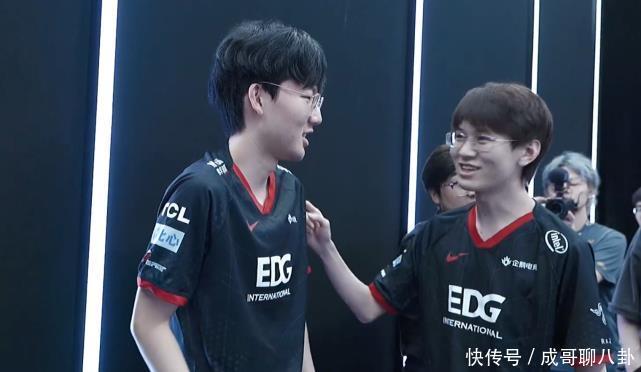 着来自世界 着来自世界