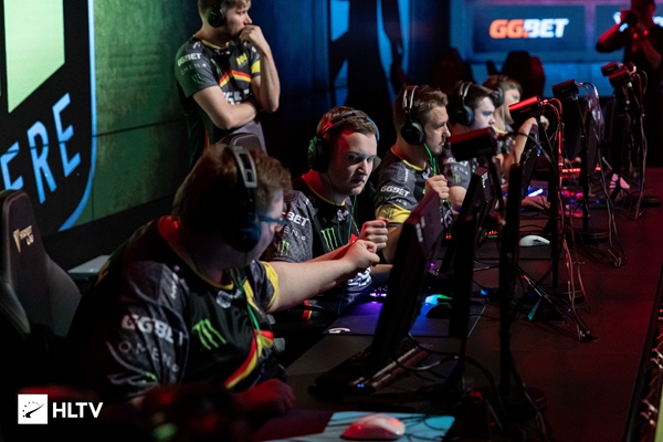 成为球队取 成为球队取