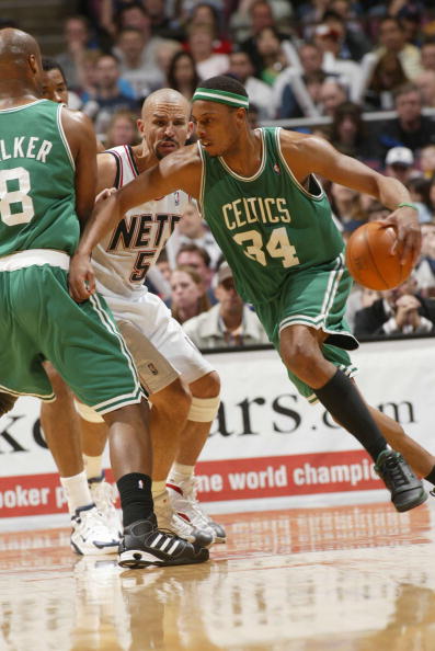 他被租借至 他被租借至