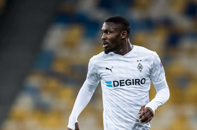 也称赞卢尼 也称赞卢尼